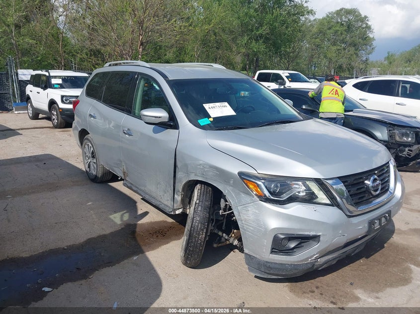 2017 Nissan Pathfinder Sv VIN: 5N1DR2MM8HC657117 Lot: 44873500