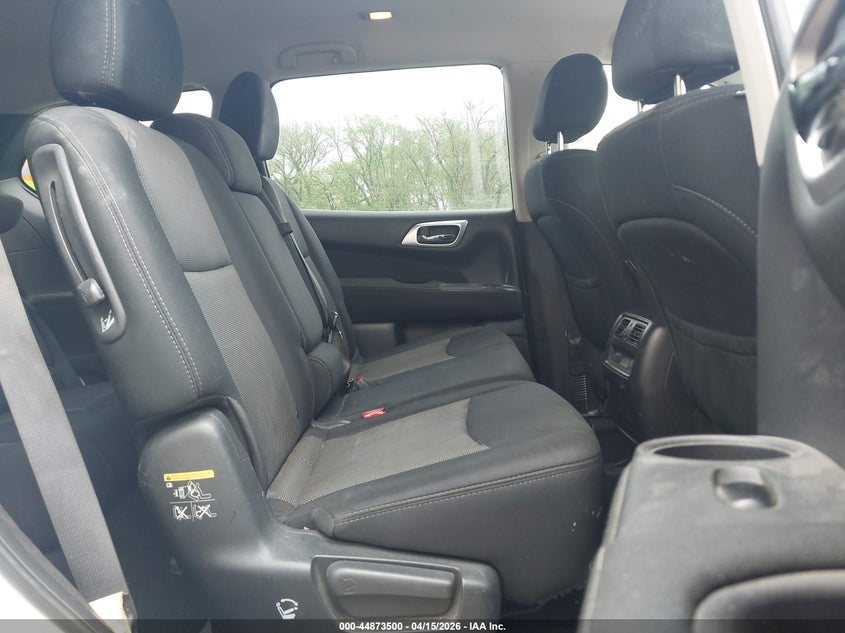 2017 Nissan Pathfinder Sv VIN: 5N1DR2MM8HC657117 Lot: 44873500