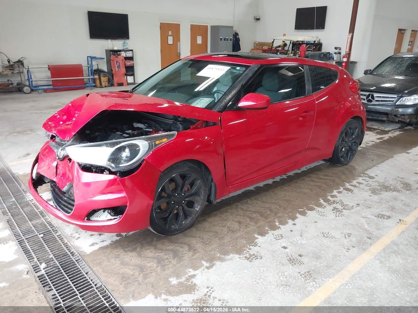 2012 HYUNDAI VELOSTER auction photo 2