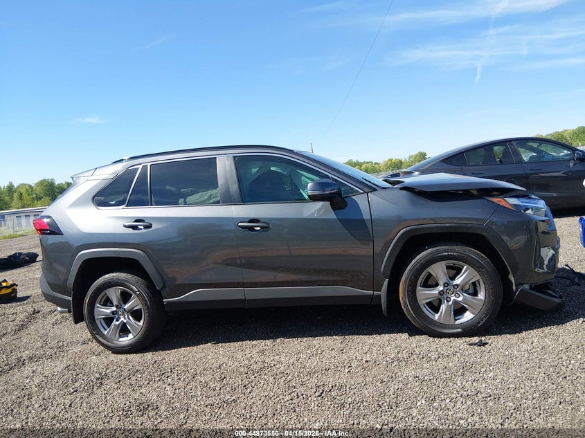 2024 Toyota Rav4 Xle VIN: 2T3W1RFV1RW353676 Lot: 44873550