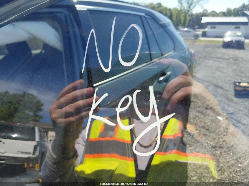 2024 Toyota Rav4 Xle VIN: 2T3W1RFV1RW353676 Lot: 44873550