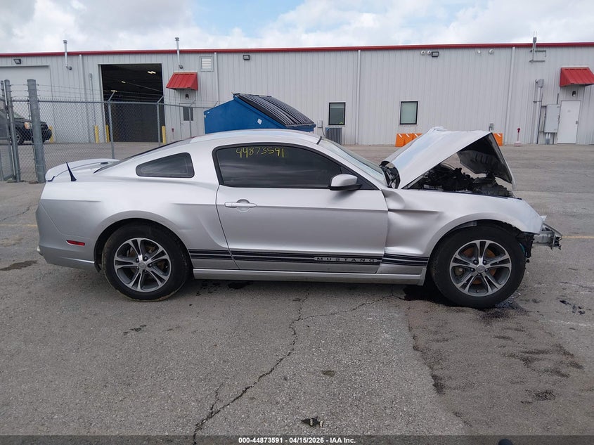 2014 Ford Mustang V6 Premium VIN: 1ZVBP8AM8E5281802 Lot: 44873591