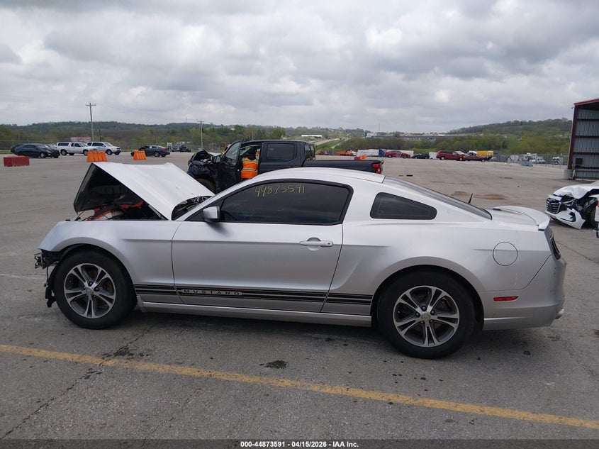 2014 Ford Mustang V6 Premium VIN: 1ZVBP8AM8E5281802 Lot: 44873591