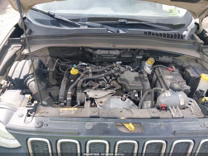 2015 Jeep Renegade Latitude VIN: ZACCJABH4FPC04435 Lot: 44873626