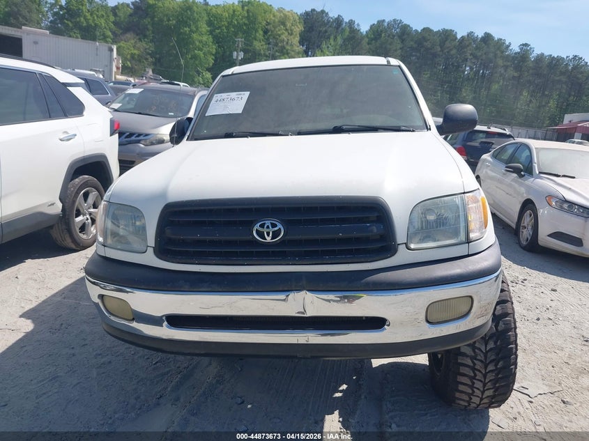 2000 Toyota Tundra Sr5 V8 VIN: 5TBBT4416YS048890 Lot: 44873673