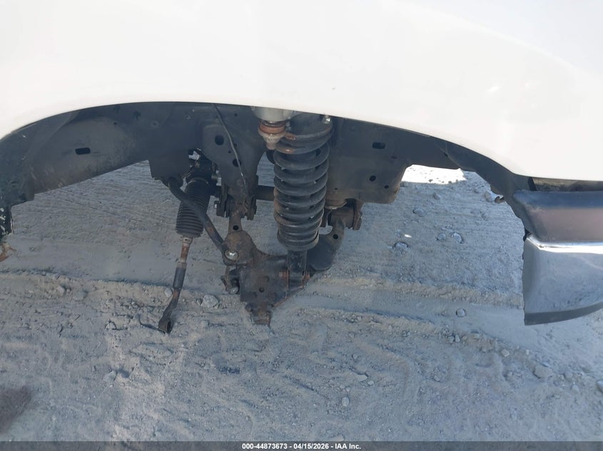 2000 Toyota Tundra Sr5 V8 VIN: 5TBBT4416YS048890 Lot: 44873673