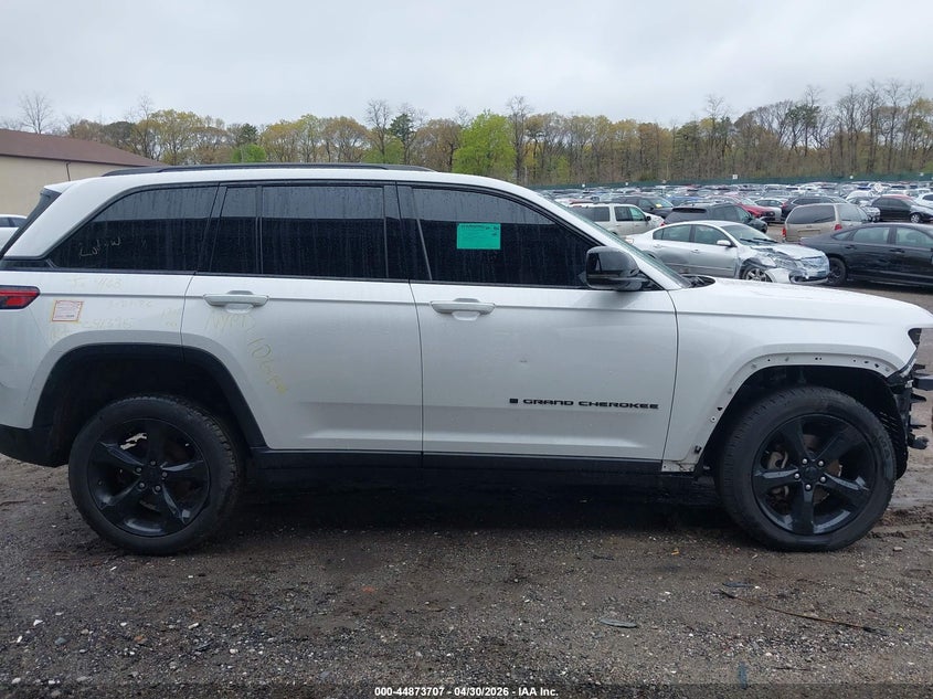 JEEP GRAND CHEROKEE - zdjęcie 13