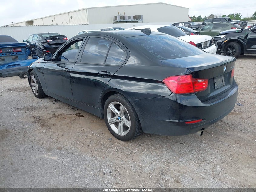Vin: wba3b1c58ep678768, lot: 45371122, bmw 320i 20143