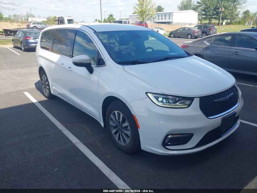 2023 Chrysler Pacifica Hybrid Touring L