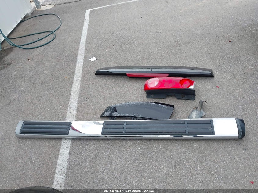 2007 GMC Yukon Slt VIN: 1GKFK13027J108716 Lot: 44873817