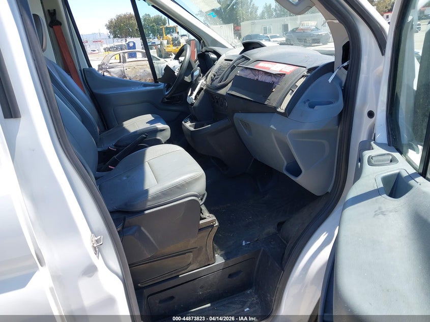 2019 Ford 3.7 Transit-150 white Lot 111044873823 Vin 1FTYE2CM1KKB49183