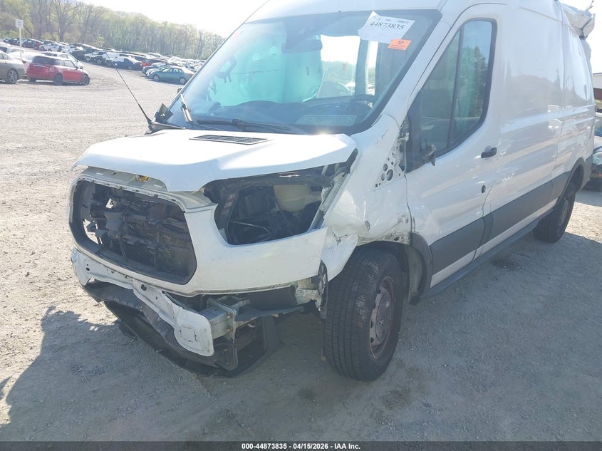 1FTYR2CG9JKA22484 2018 Ford Transit 3.5 -250 white