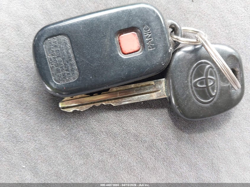 2007 Toyota Corolla Le VIN: 1NXBR32E87Z849445 Lot: 44873880