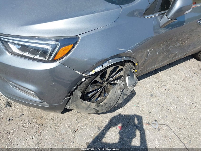 2020 Buick Encore Fwd Essence VIN: KL4CJCSB3LB044409 Lot: 44873891