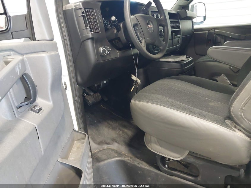 2018 GMC Savana 2500 Work Van VIN: 1GTW7AFG9J1906739 Lot: 44873991