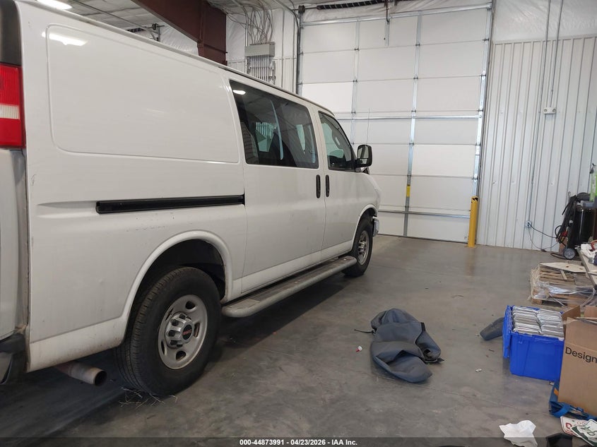 2018 GMC SAVANA 2500 auction photo 4