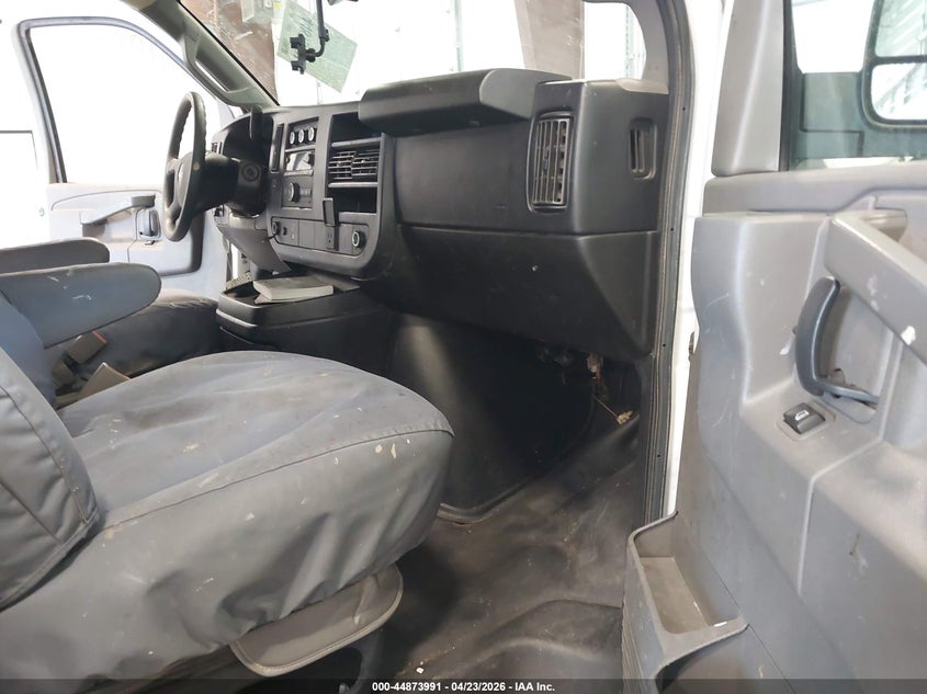 2018 GMC SAVANA 2500 auction photo 5