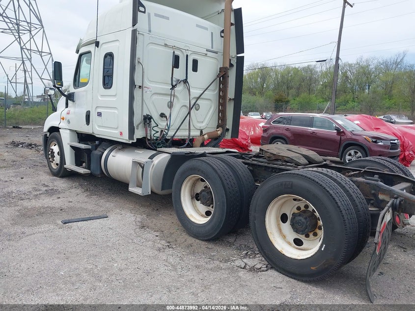 2013 Freightliner Cascadia 125
