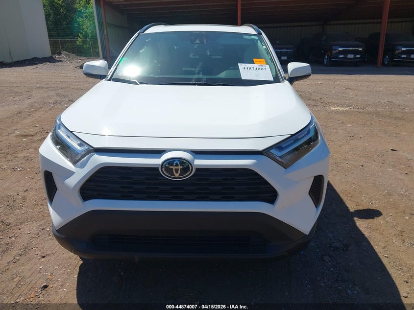 2024 Toyota Rav4 Xle VIN: 2T3W1RFVXRC260687 Lot: 44874007