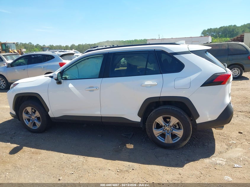 2024 Toyota Rav4 Xle VIN: 2T3W1RFVXRC260687 Lot: 44874007