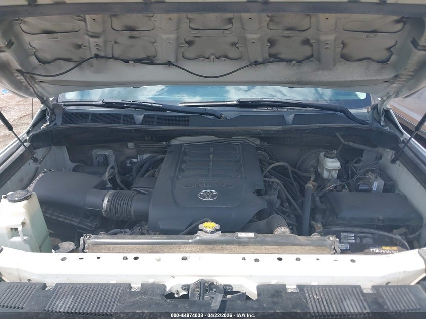 VIN 5TFRM5F18HX114209 2017 TOYOTA TUNDRA SR 4.6L V8