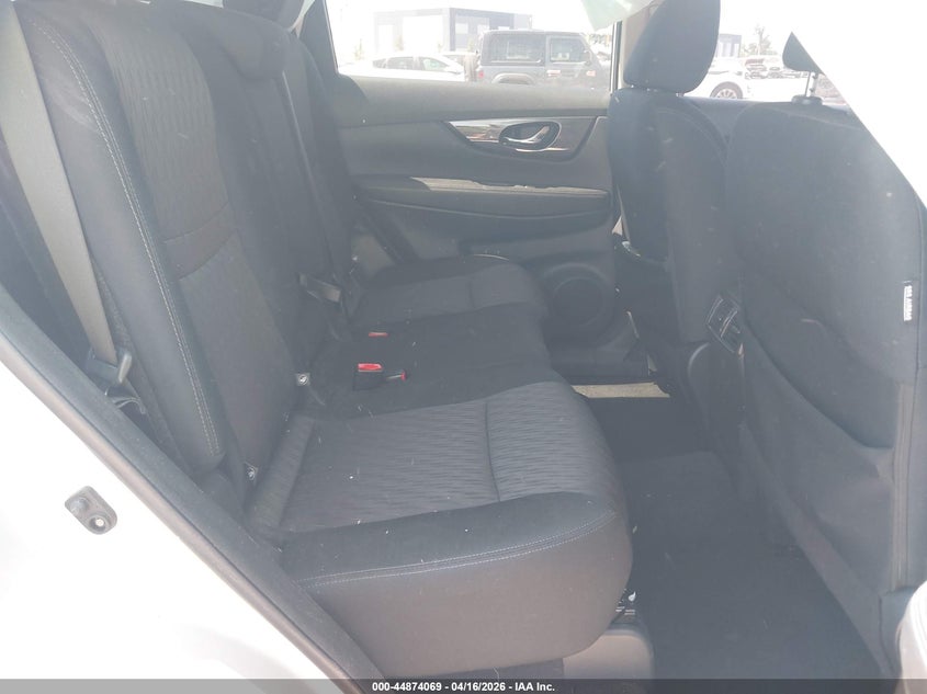 2018 NISSAN ROGUE auction photo 8