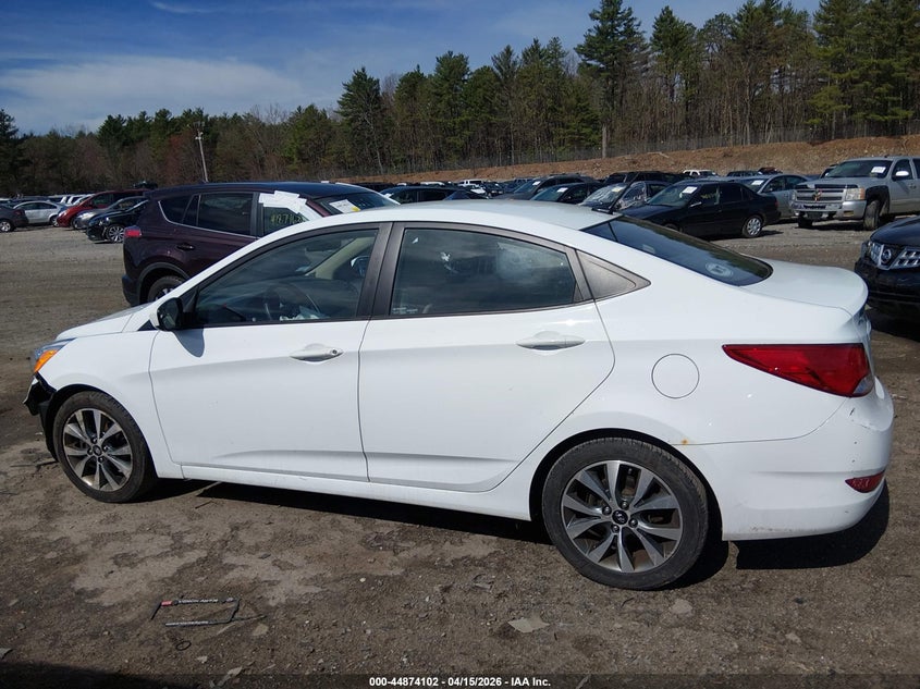 2015 Hyundai Accent Gls VIN: KMHCU4AE5FU821773 Lot: 44874102
