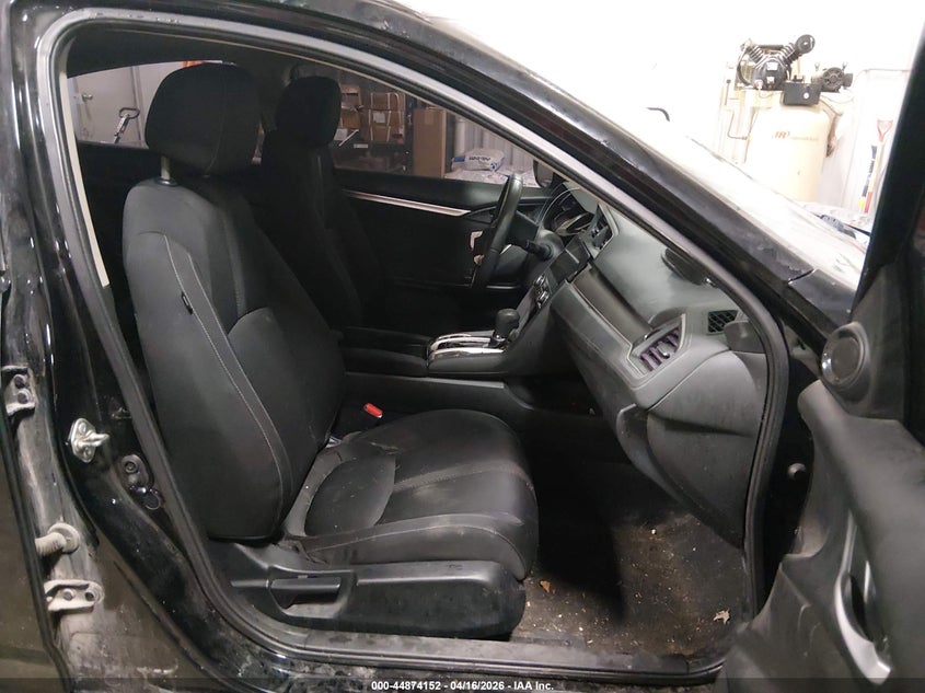 2017 Honda Civic 1.5 Ex-T black Lot 111044874152 Vin 19XFC1F39HE022624