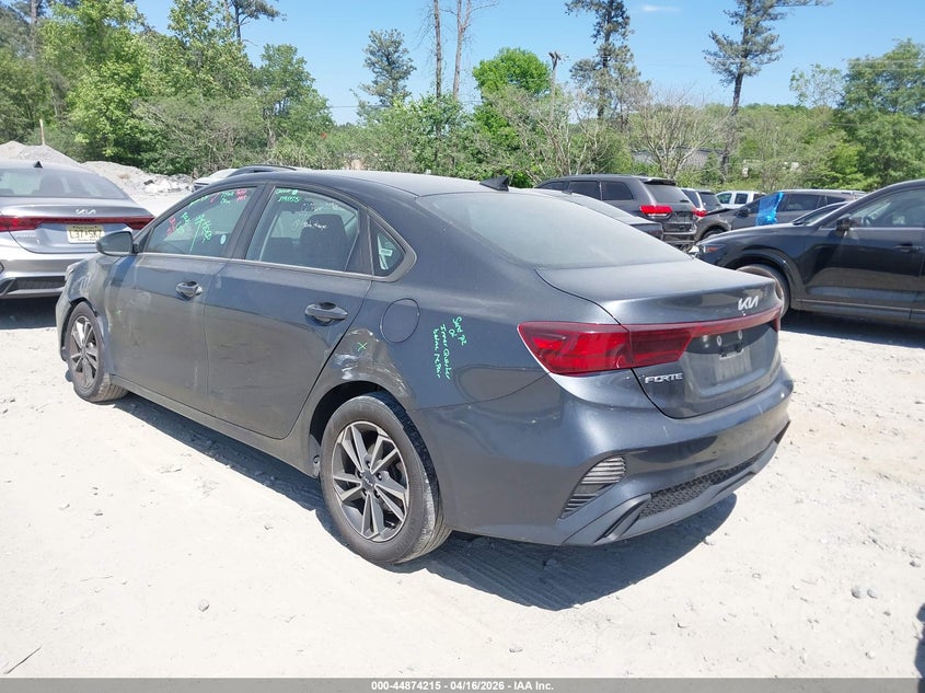 2023 Kia Forte Lxs
