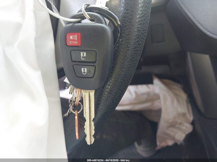 2016 Toyota Rav4 Le VIN: JTMBFREV0GD186691 Lot: 44874224