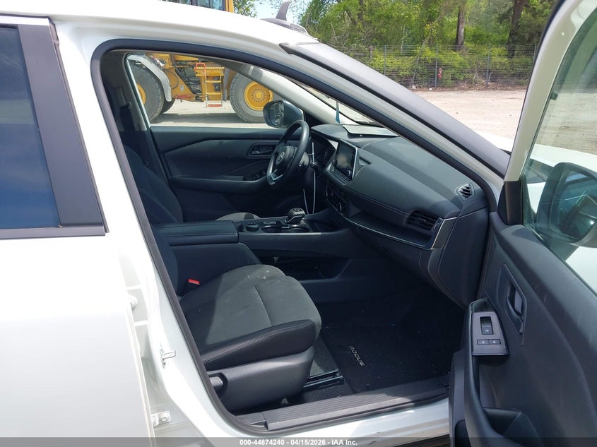 2024 Nissan Rogue S Intelligent Awd VIN: 5N1BT3AB8RC731817 Lot: 44874240