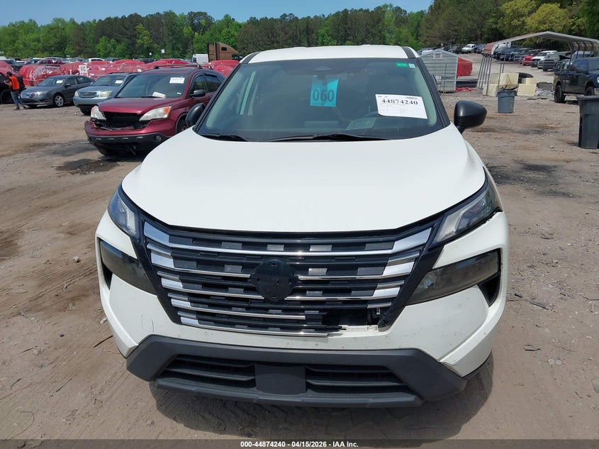 2024 Nissan Rogue S Intelligent Awd VIN: 5N1BT3AB8RC731817 Lot: 44874240