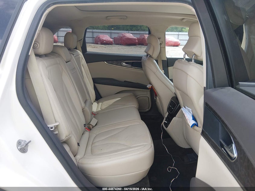 2016 Lincoln Mkx 3.7 Mkx Reserve white Lot 111044874260 Vin 2LMTJ6LR8GBL21879