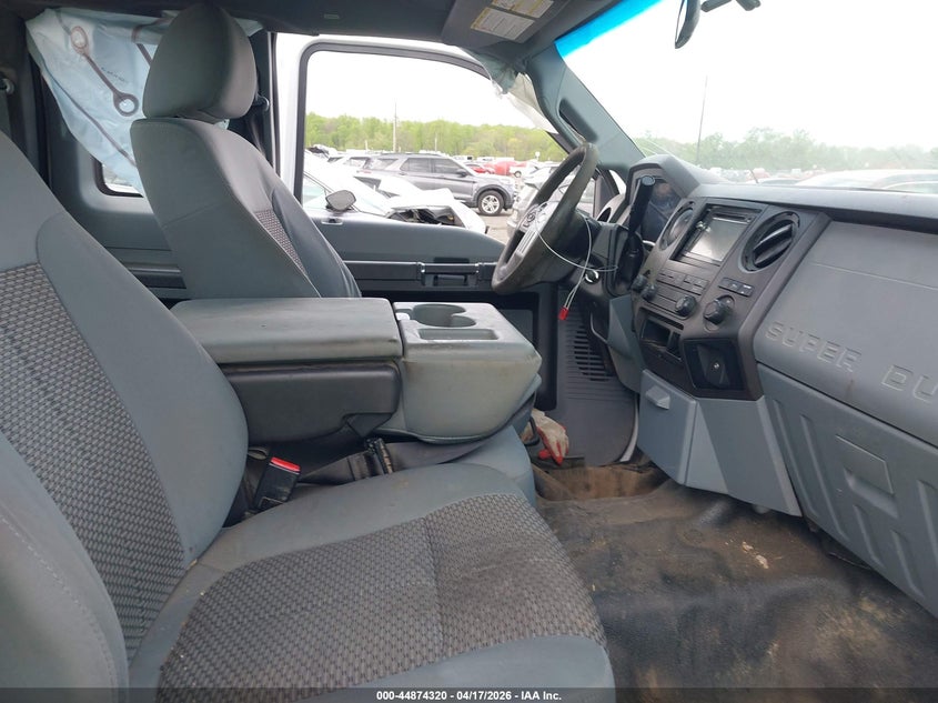 2013 Ford F-250 Xl