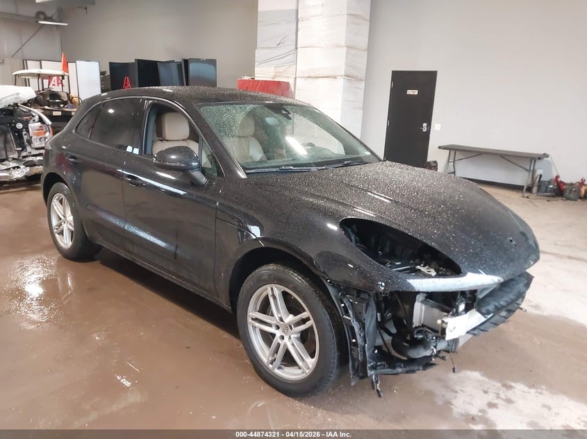 2017 PORSCHE MACAN
