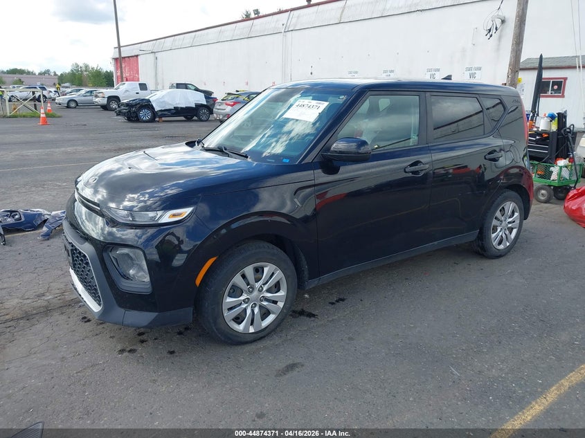 2020 KIA SOUL auction photo 2