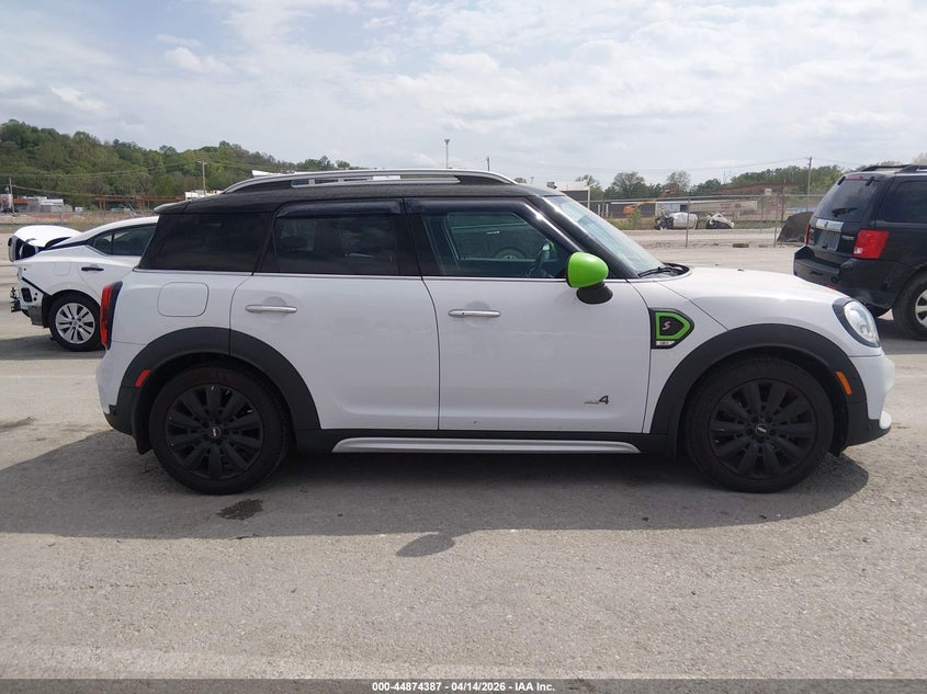 2018 Mini Countryman Cooper S VIN: WMZYT5C34J3E60844 Lot: 44874387