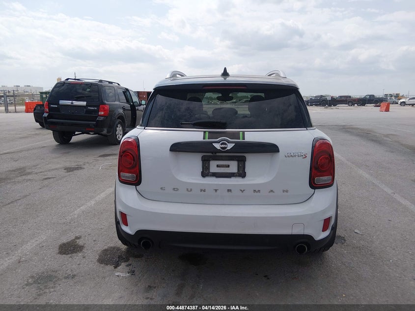 2018 Mini Countryman Cooper S VIN: WMZYT5C34J3E60844 Lot: 44874387
