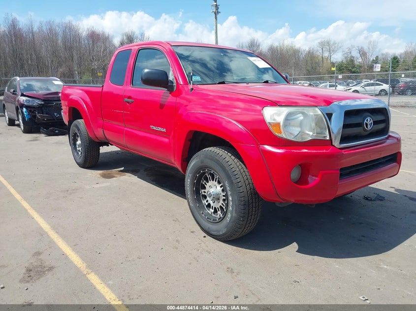 2006 Toyota Tacoma Base V6