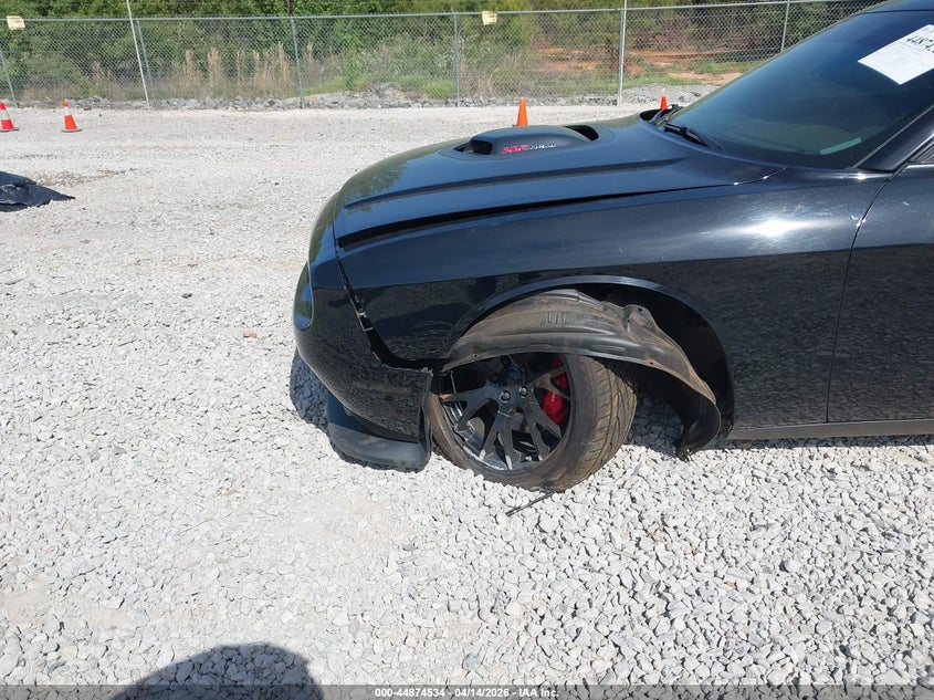 2018 Dodge Challenger 392 Hemi Scat Pack Shaker VIN: 2C3CDZFJ2JH131440 Lot: 44874534