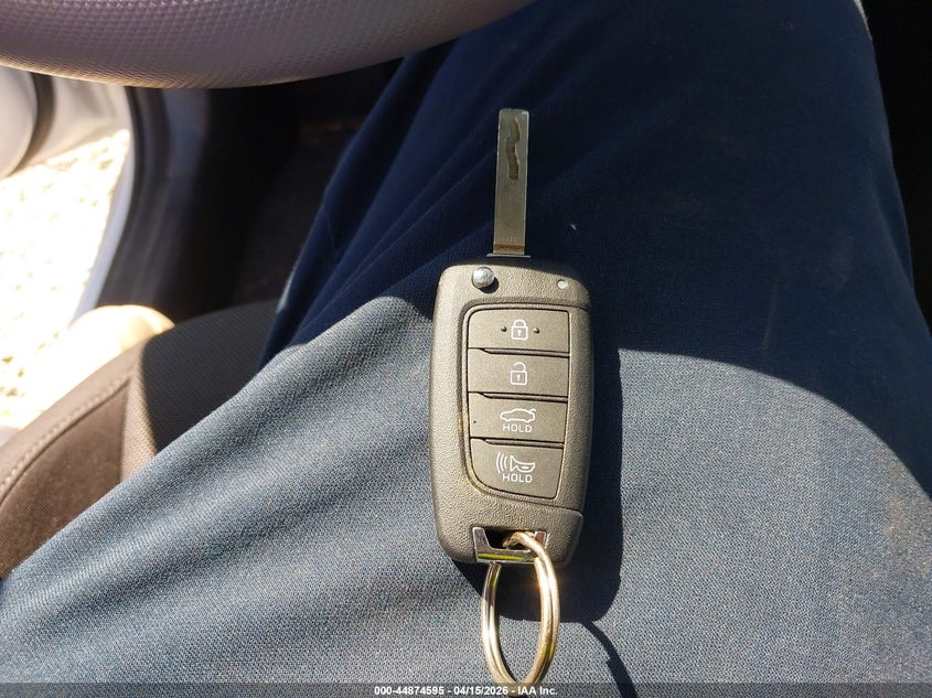 2026 Hyundai Elantra Se VIN: KMHLL4DG6TU171377 Lot: 44874595