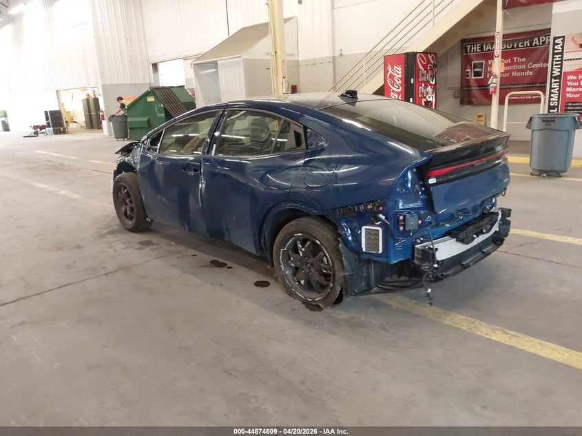 Vin: jtdadabu0t3031301, lot: 45371940, toyota prius le awd-e 20263