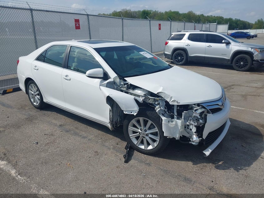 2014 TOYOTA CAMRY HYBRID XLE
