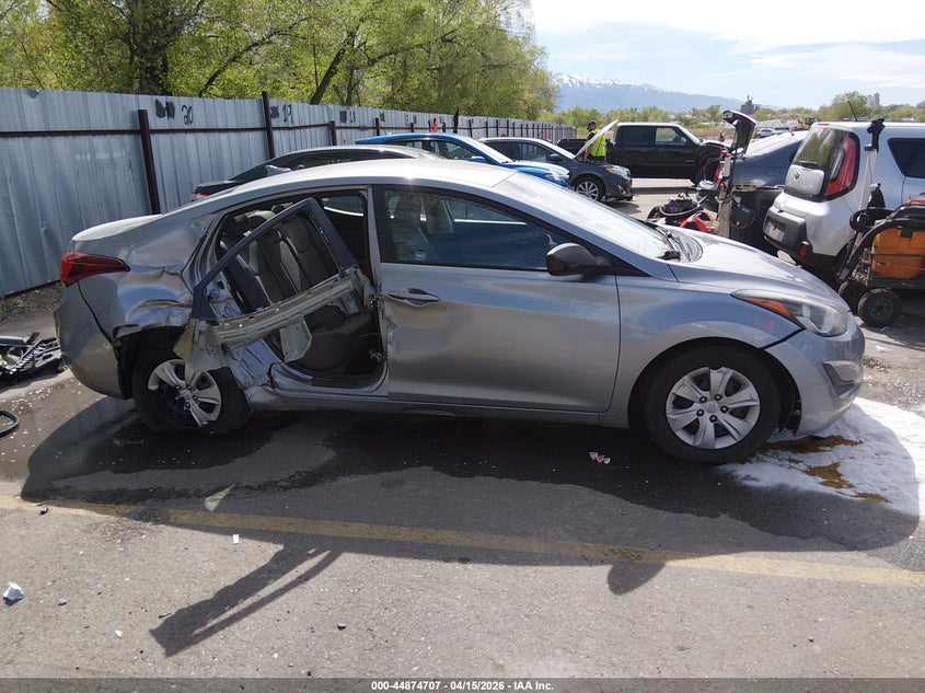 2016 Hyundai Elantra Se VIN: 5NPDH4AE8GH710627 Lot: 44874707