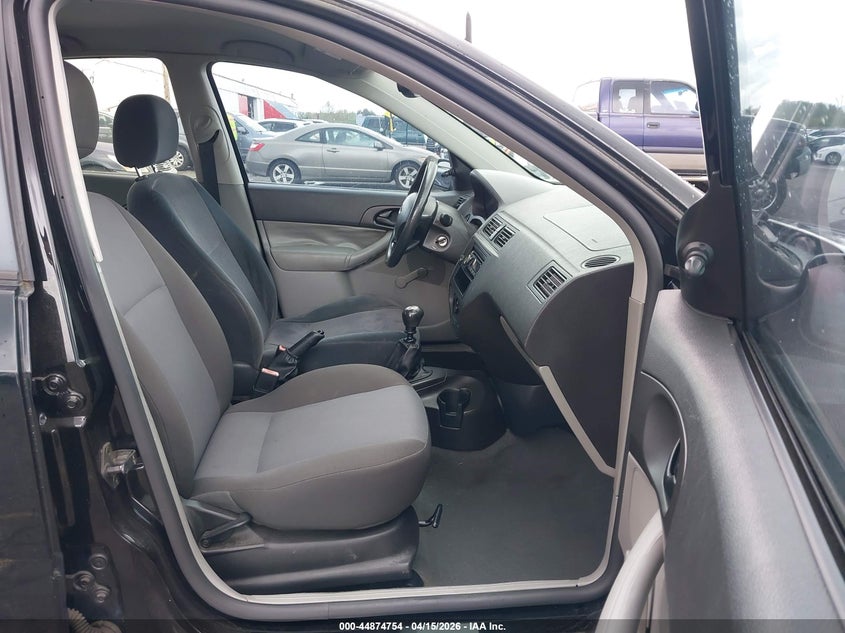 2007 Ford Focus S/Se/Ses VIN: 1FAFP34N57W324295 Lot: 44874754