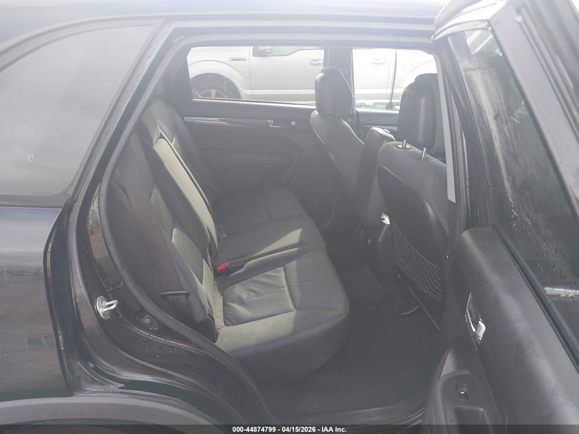 2012 KIA SORENTO auction photo 8