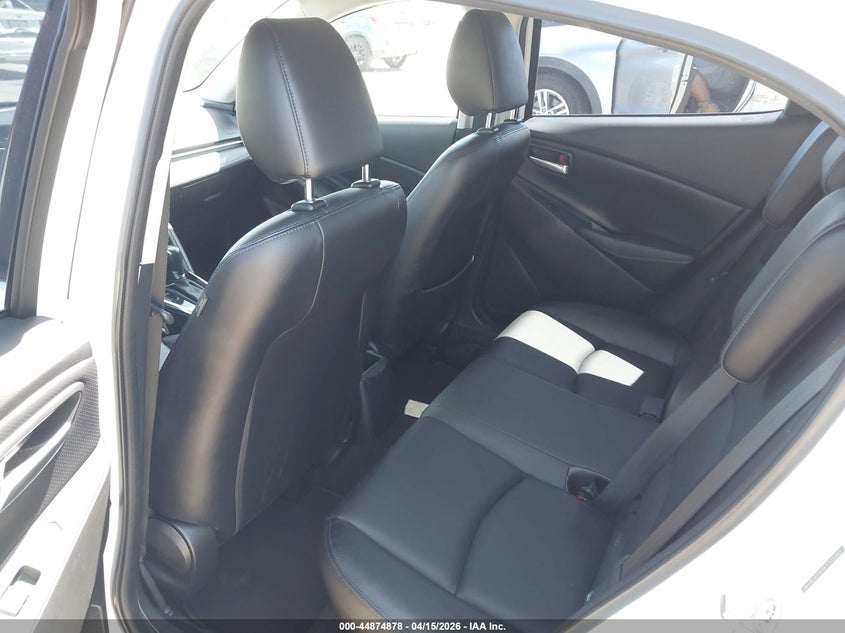 2019 Toyota Yaris Xle VIN: 3MYDLBYV5KY513565 Lot: 44874878