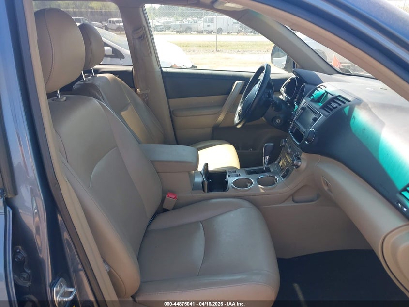 2013 Toyota Highlander Se V6