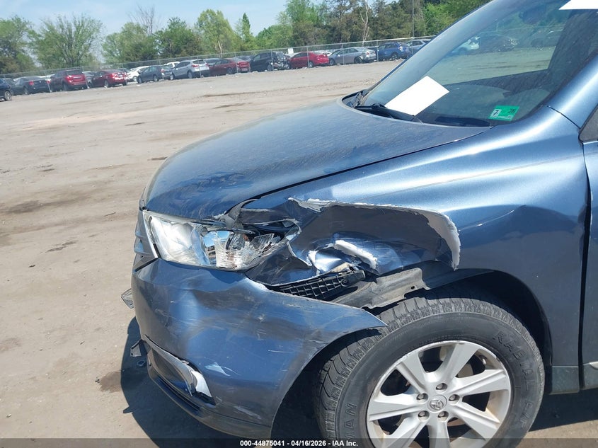 2013 Toyota Highlander 3.5 Se V6 blue Lot 111044875041 Vin 5TDBK3EH2DS228720