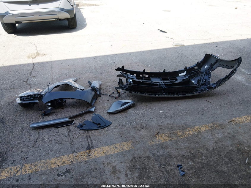 2026 Hyundai Kona Limited VIN: KM8HECA30TU354768 Lot: 44875075